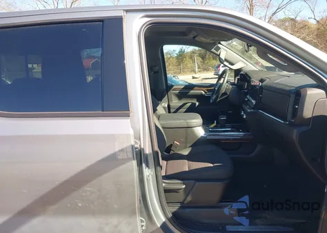 2025 GMC Sierra 1500 4Wd Short Box Elevation With 3Sb from USA, damaged, VIN 1GTUUCED4SZ179970